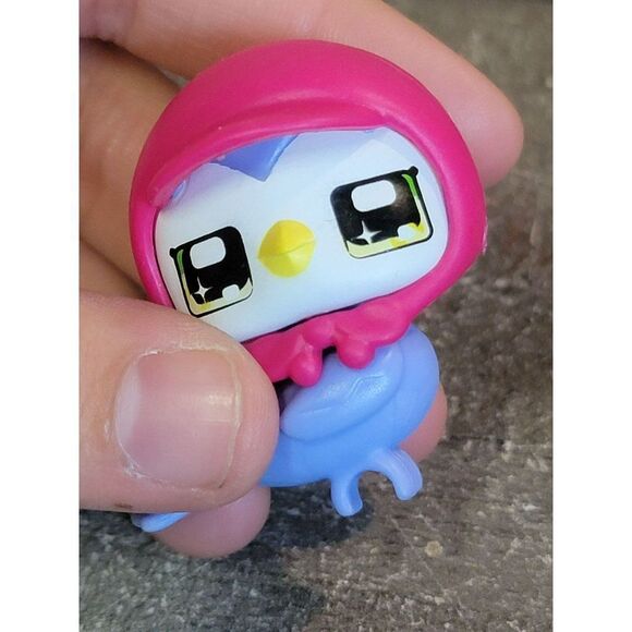 Purple owl bird helmet delivery pigeon toy figure animal - Picture 2 of 5